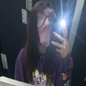 Meet your Posher, Courtney